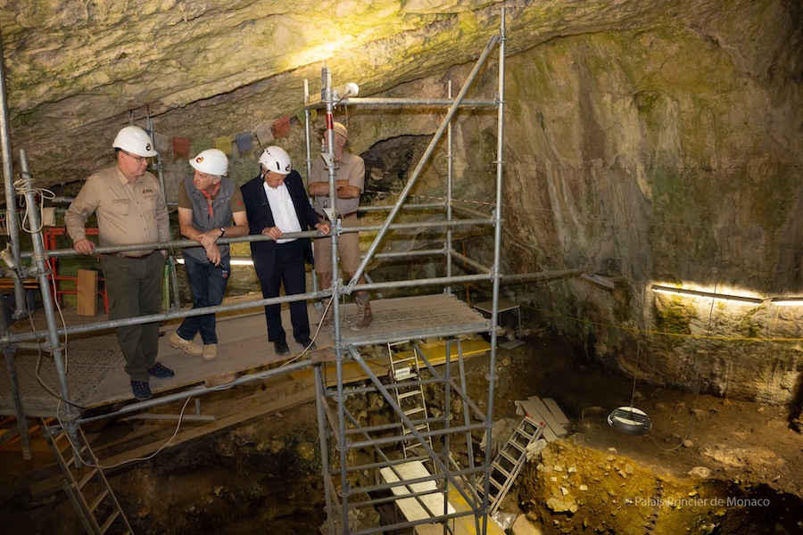 Préhistoire : le Prince Albert II de Monaco visite les sites d'Atapuerca