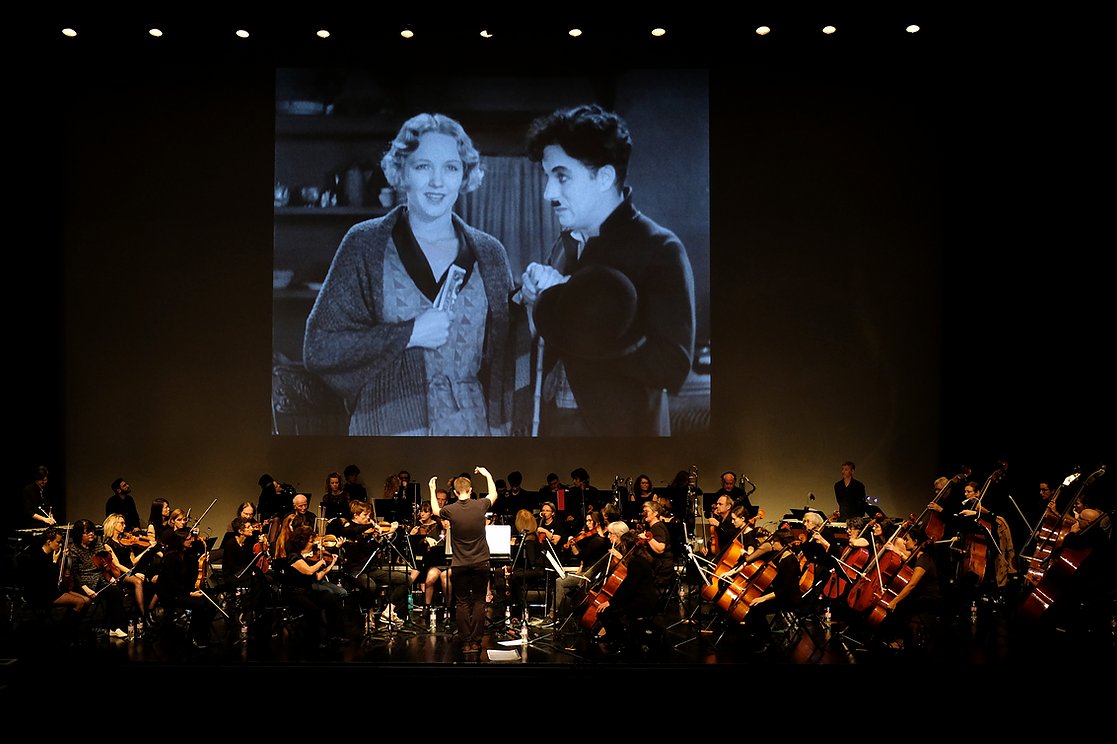 L'Ensemble orchestral de Biarritz "fera son cinéma" à la Gare du Midi le 17 décembre