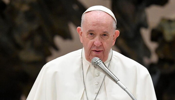Le Pape François prend la défense de l’Église ukrainienne persécutée par le gouvernement Zelensky