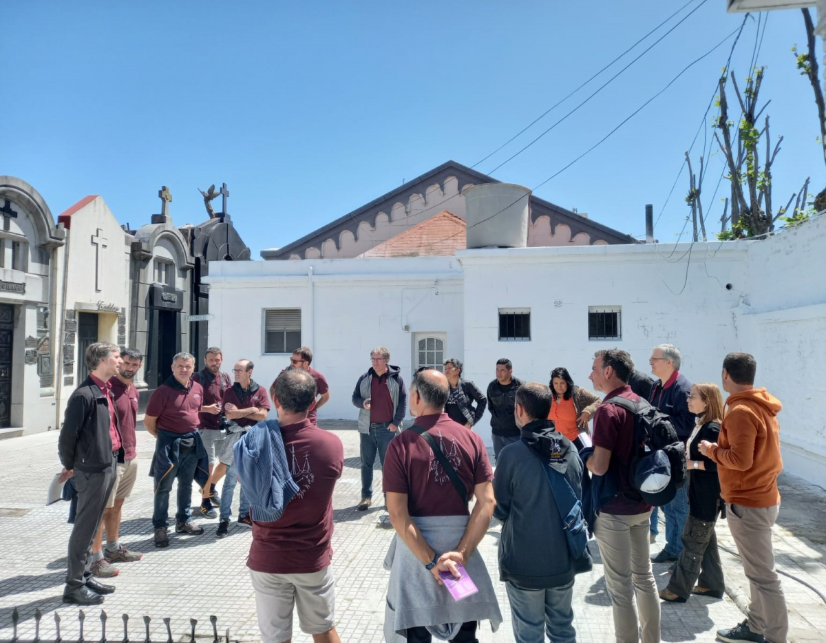 Une tombe, une histoire, d’Hasparren à Buenos Aires