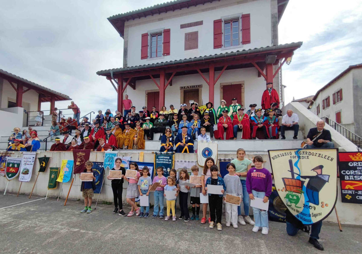 Pays Basque : reconnaissance des confréries œnogastronomiques