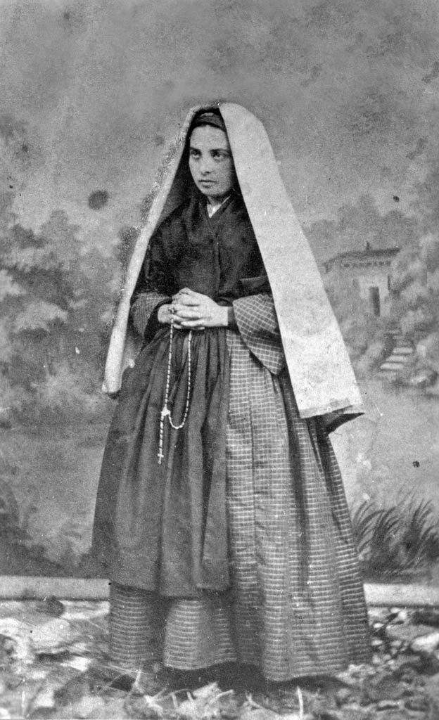 Les apparitions de Lourdes : 160 ans d’une source intarissable