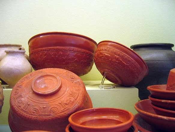 Au musée Oiasso d'Irun, la magie  de la céramique sigillée