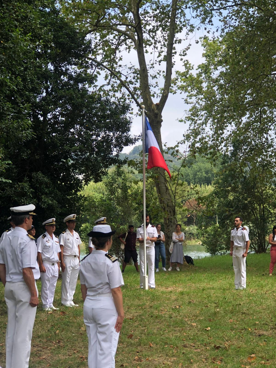 Hendaye : cérémonie de passation de pouvoirs sur l’île des Faisans