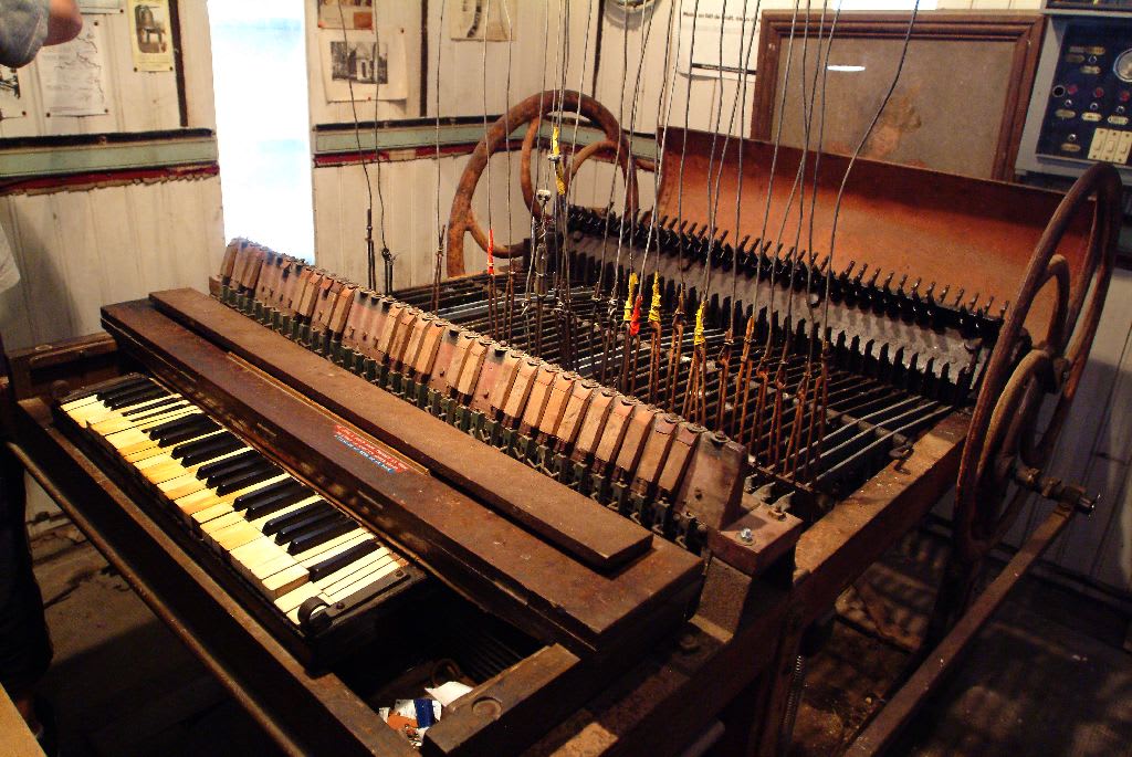 zzManif2  La « Machine à Carillonner » de Buglose .JPEG