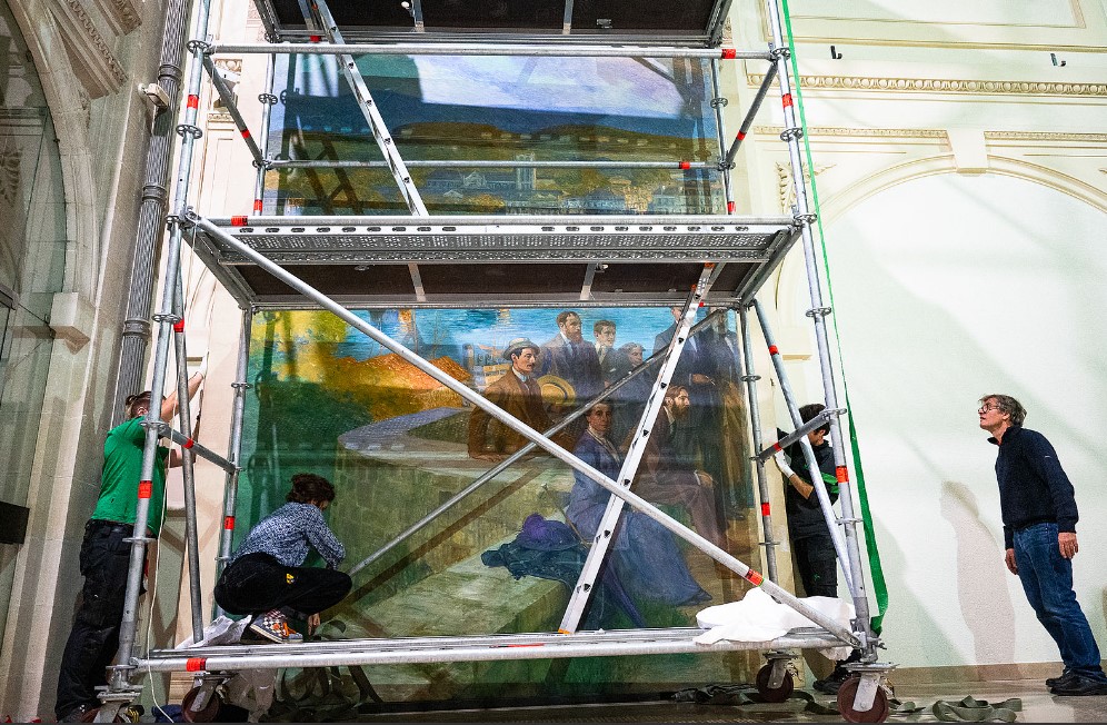 Le chantier du Musée Bonnat-Helleu bat son plein : le  triptyque mural d'Henri Zo déplacé dans la nouvelle extension