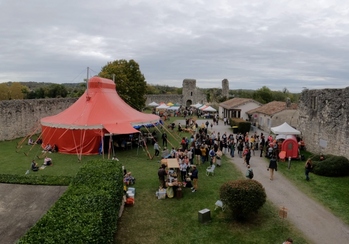 Château de Bellocq : complètement folles ces herbes !