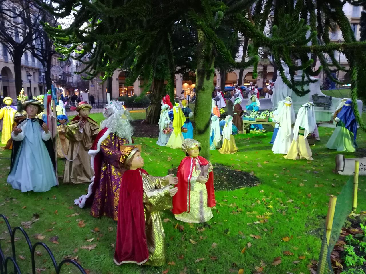 Crèches et lumières de Noël