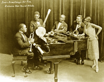 zMusique1 Louis Armstrong and his hot five 2.jpg