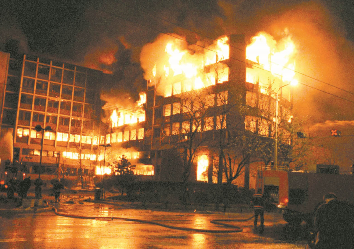 Les criminels bombardements de l'OTAN en 1999 et l'actuelle persécution des Serbes au Kosovo