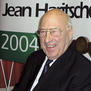 Jean Haritschelhar Prix Manuel Lekuona en 2004.jpg