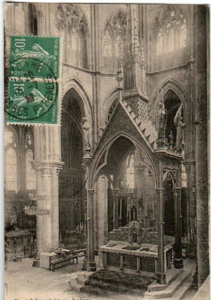 L'autel de la cathédrale de Bayonne vue ancienne.jpg