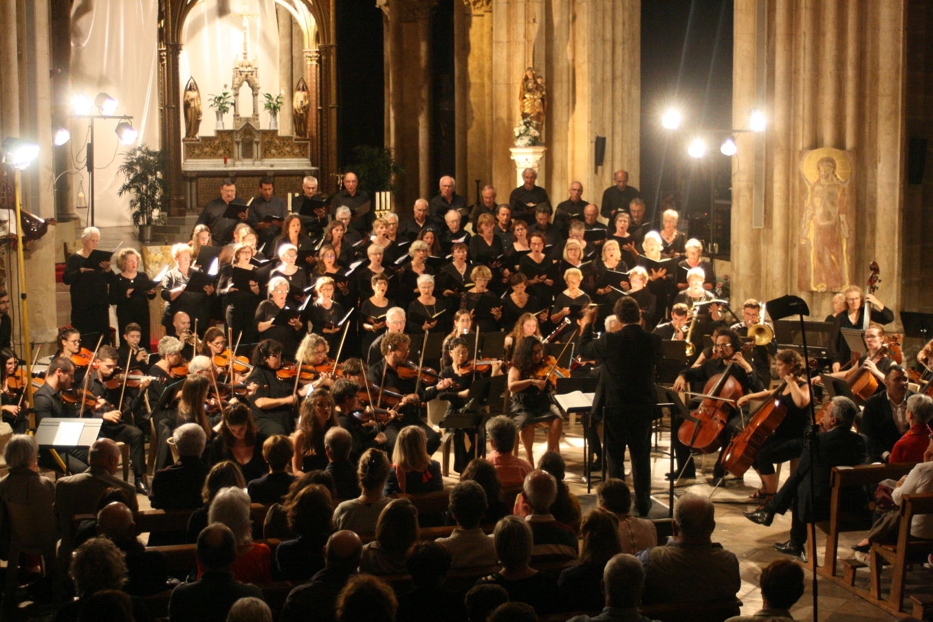 Cathédrale de Bayonne : le Requiem de Verdi avec plus de 200 chanteurs