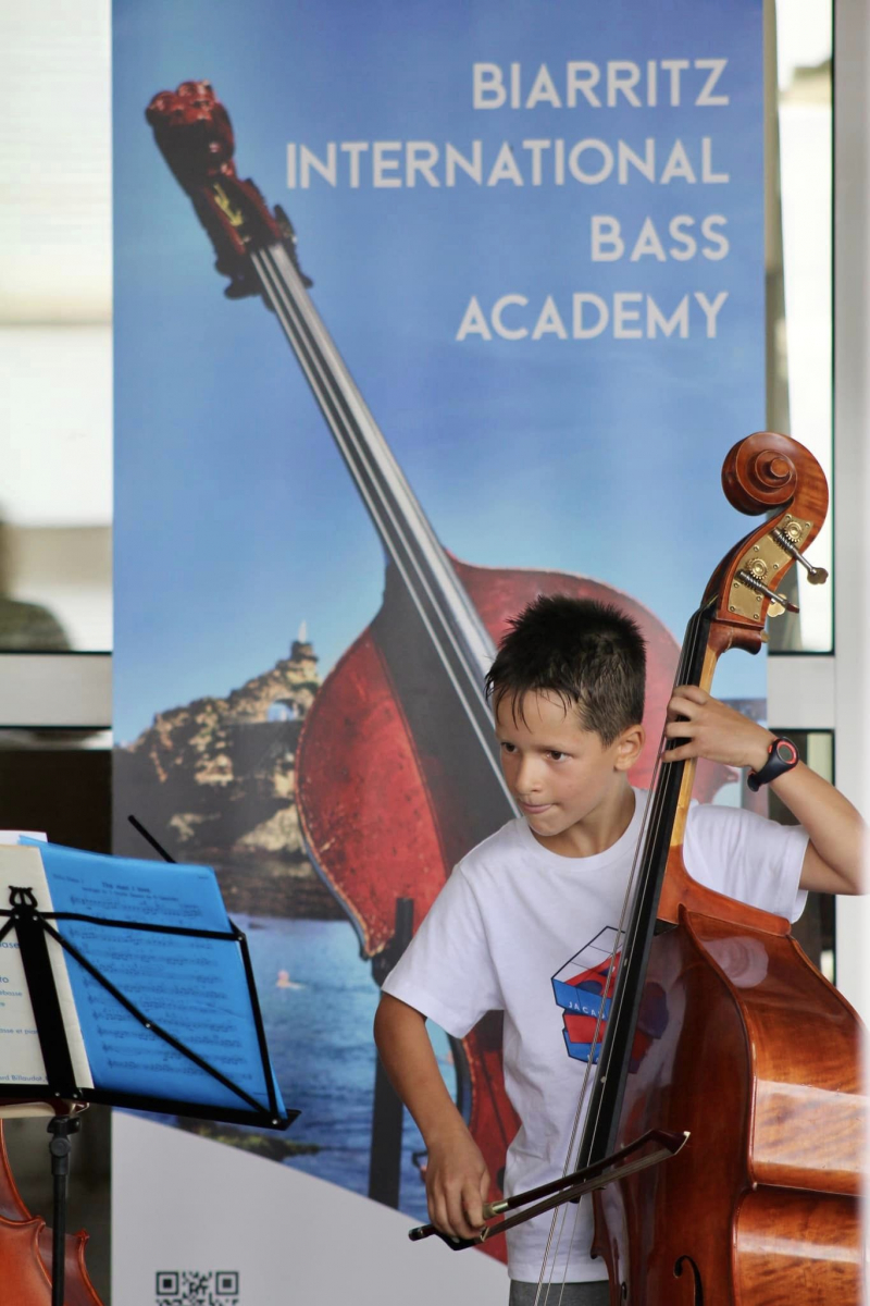 Le beau succès de la 9ème Académie Internationale de Contrebasse de Biarritz