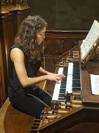 L'organiste Loriane Llorca.jpeg