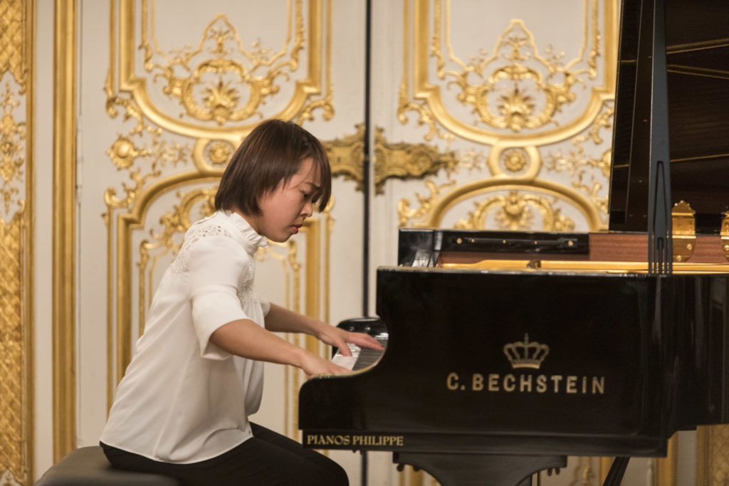 Mélomanes Côte Sud : la pianiste Ayano Kamei à Tosse et le Chœur Ananda à Hossegor