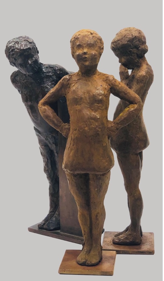Les bronzes d'enfants de Catherine Morin dans les écrins d'Agnès Vandermarcq  