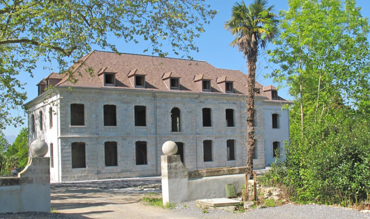 Le Château de Larraldia renaît de ses cendres : un projet audacieux