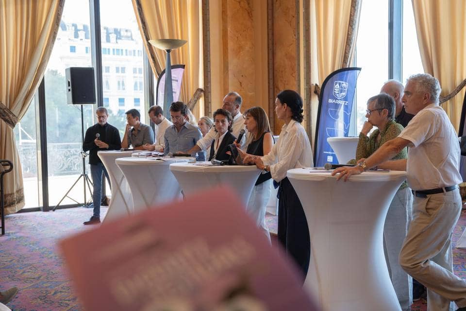 Biarritz, ville festivalière, orchestre la coordination de ses événements