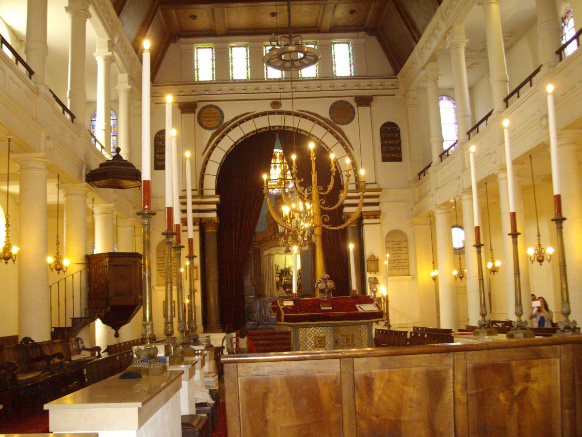 synagogue de Bayonne.jpg