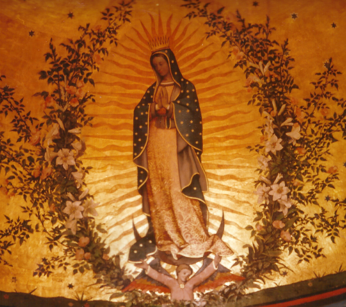 zLa Vierge de Guadalupe dans l'abside.JPEG