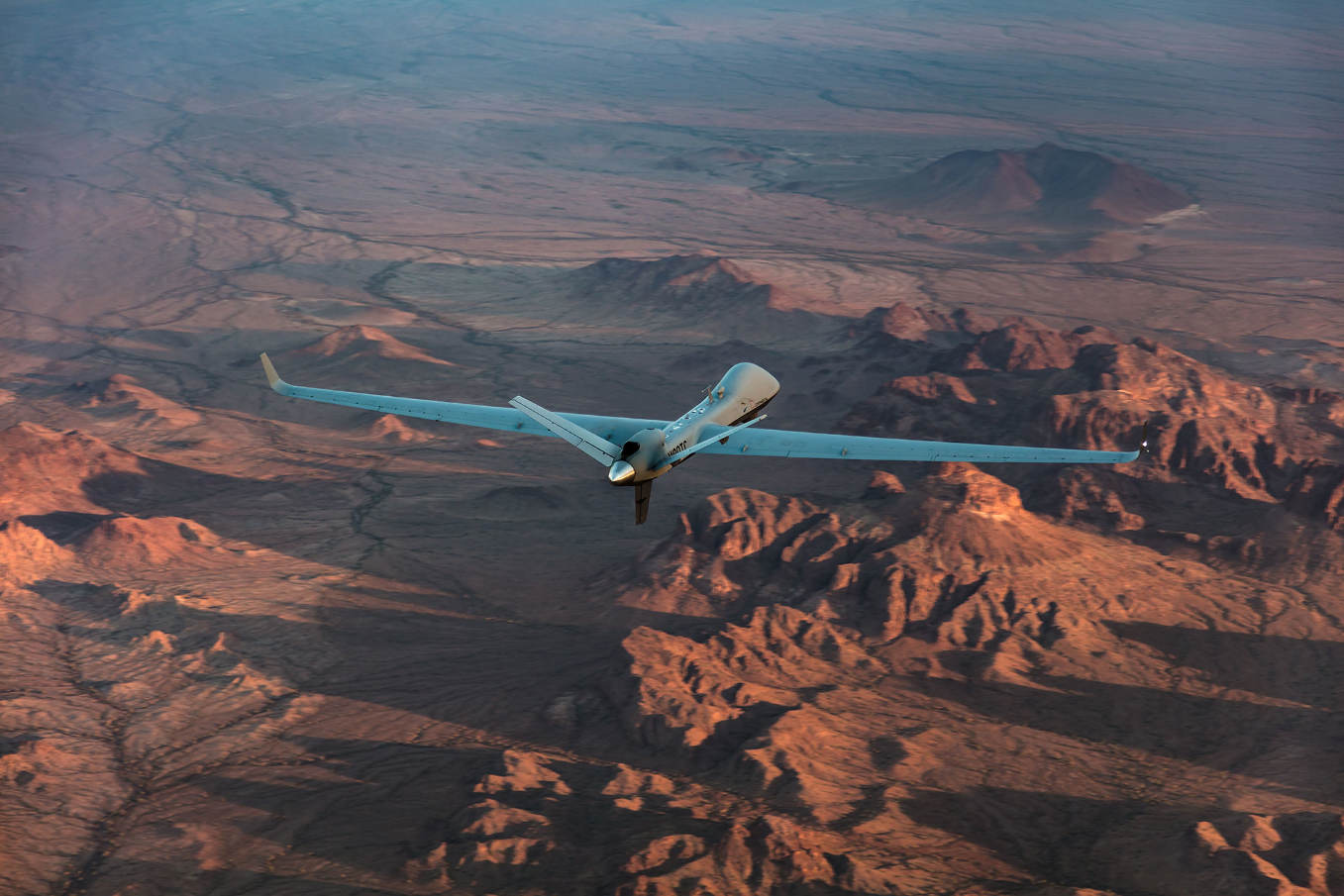 Les Etats-Unis et Israël se disputent le marché des drones militaires