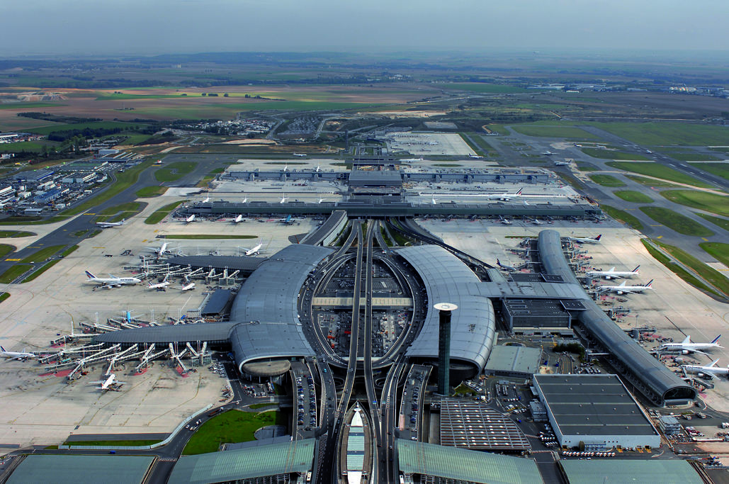 Charles de Gaulle Airport (CDG) to Paris by Train - Paris by Train