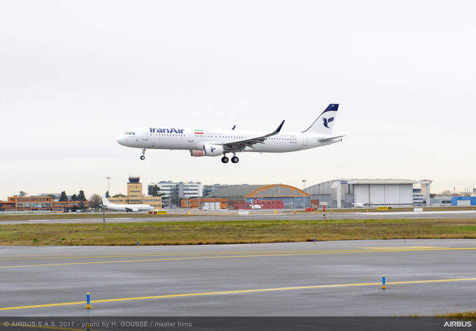 Iran Air takes delivery of first of 100 Airbus aircraft