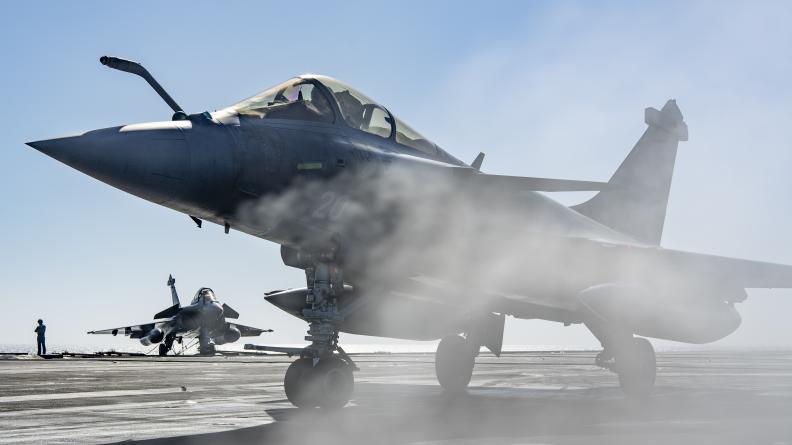 India's future airborne fighter: the Rafale M outperforms the F-18