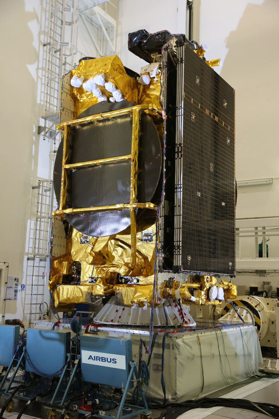 Airbus prepares to ship Eutelsat 172B all-electric satellite