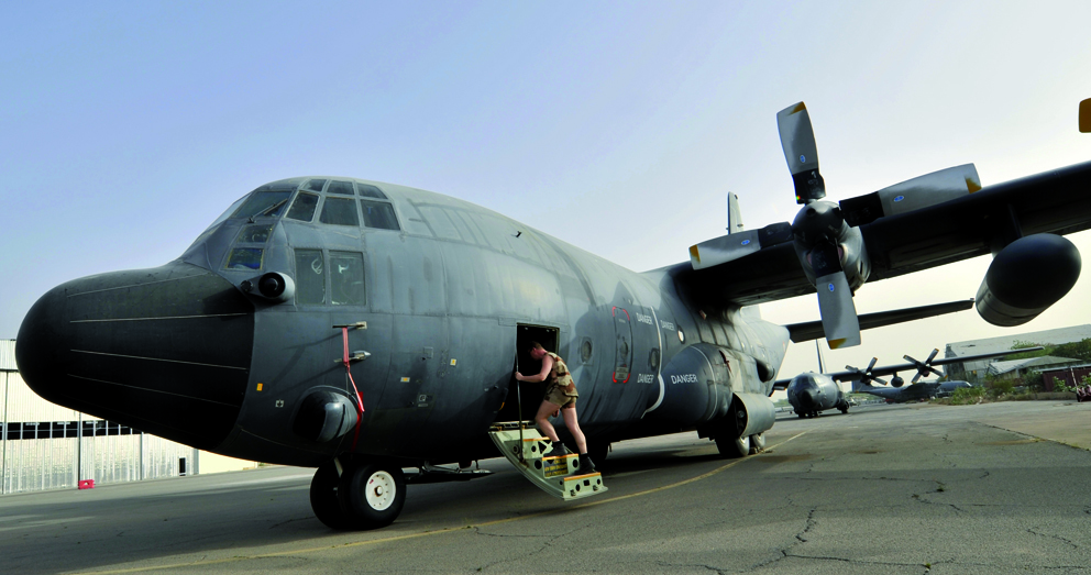 Rockwell Collins France, Sabena Technics form C-130 upgrade team