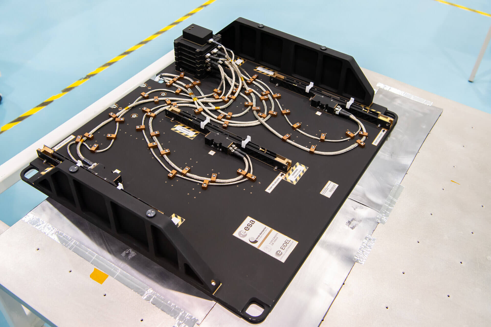 ISS: first commercial payload for Airbus external platform