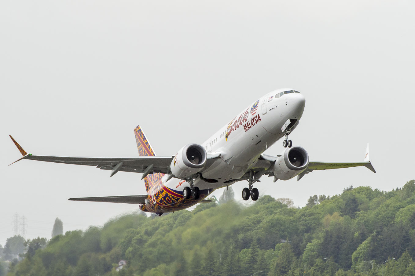 Boeing delivers first 737 MAX to Malindo Air