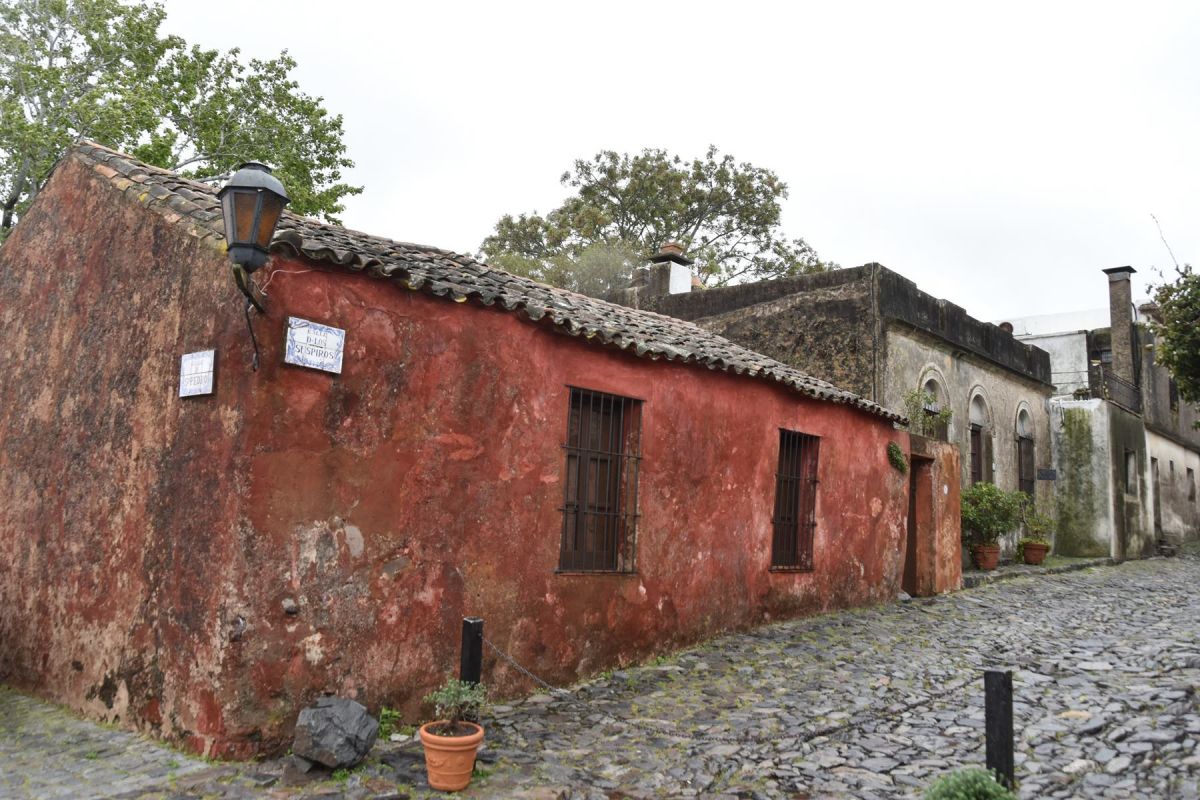 2-Calle de los Suspiros (Colonia de Sacramento-Uruguay)©Manex Barace 2023.jpg