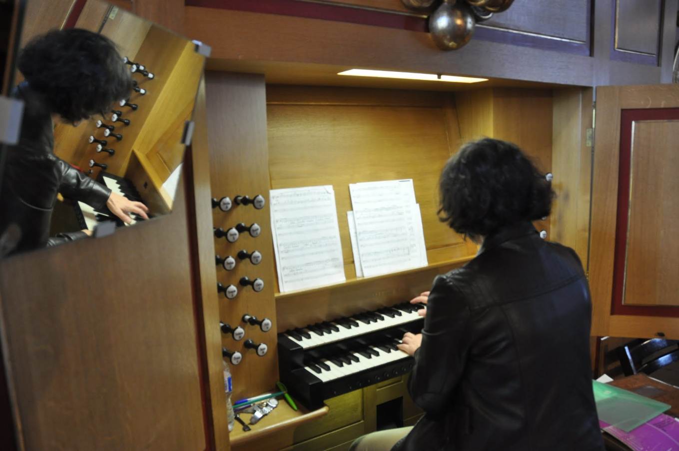 Suzana à l'orgue