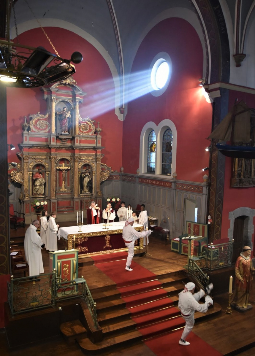 Messe et homélie des fêtes patronale de la "Bixintxo"
