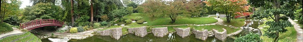 Panorama du jardin japonais moderne.jpg