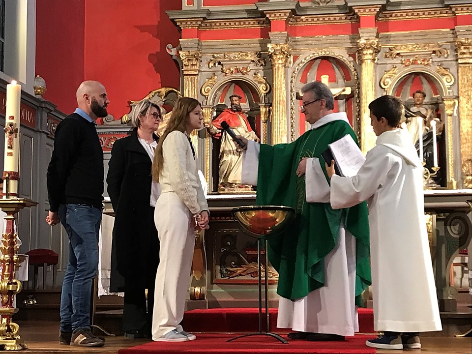 231119 Messe des Familles  - Baptême et Communion d'Inès