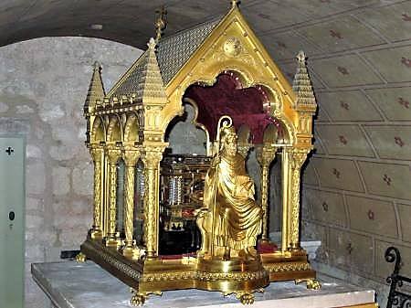 Châsse en bronze doré contenant les reliques de Saint Hilaire – fin 19e siècle