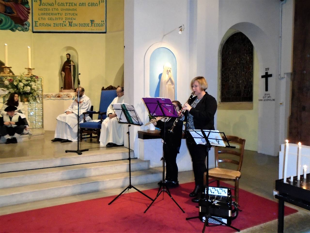 François et Jean sont satisfaits - Méditation musicale, avant la proclamation de l'évangile, par Sandrine et sa fille Chloé