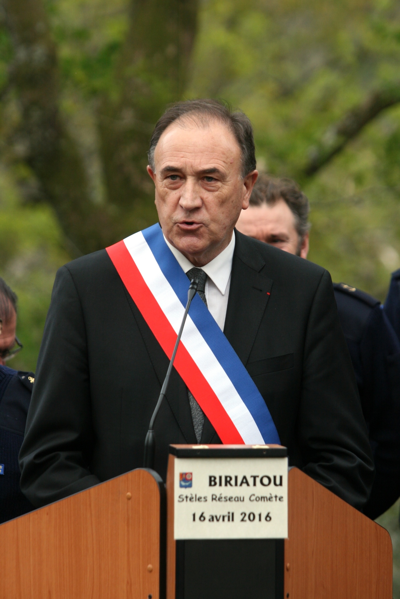 Michel Hiriart, maire de Biriatou, offre un discours riche de l'histoire de sa commune