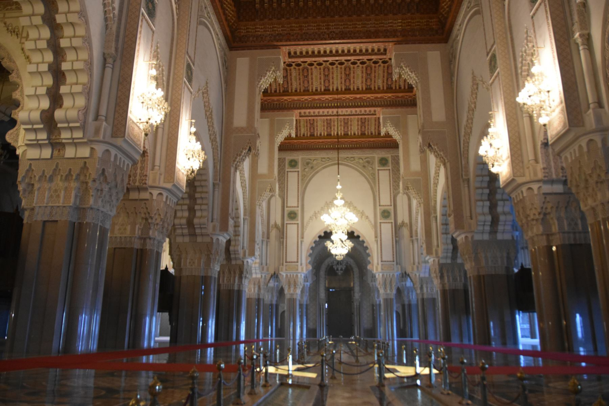 2Maroc_2022 La grande mosquée de Casablanca peut recevoir 25.000 fidèles.jpg