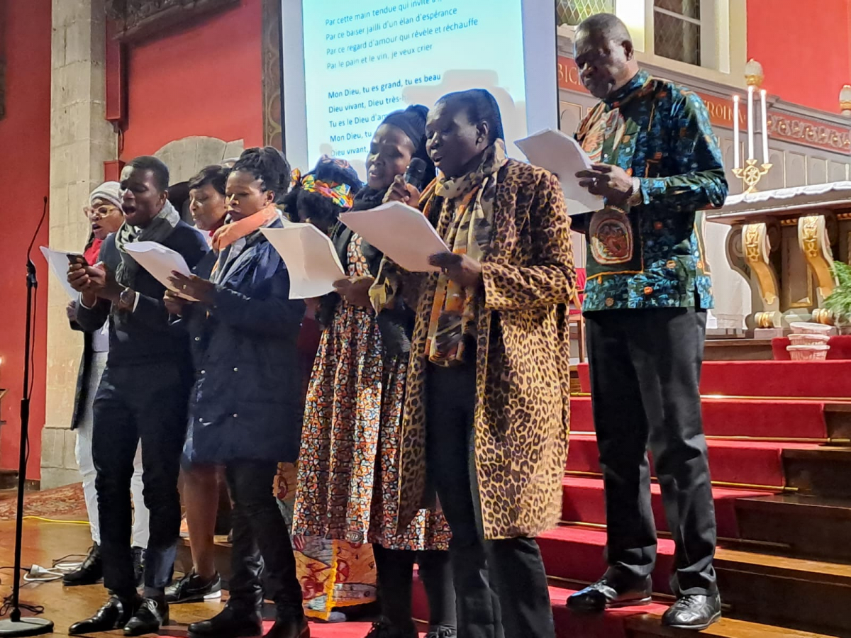 221211 Solidarité pour finir église au Bénin
