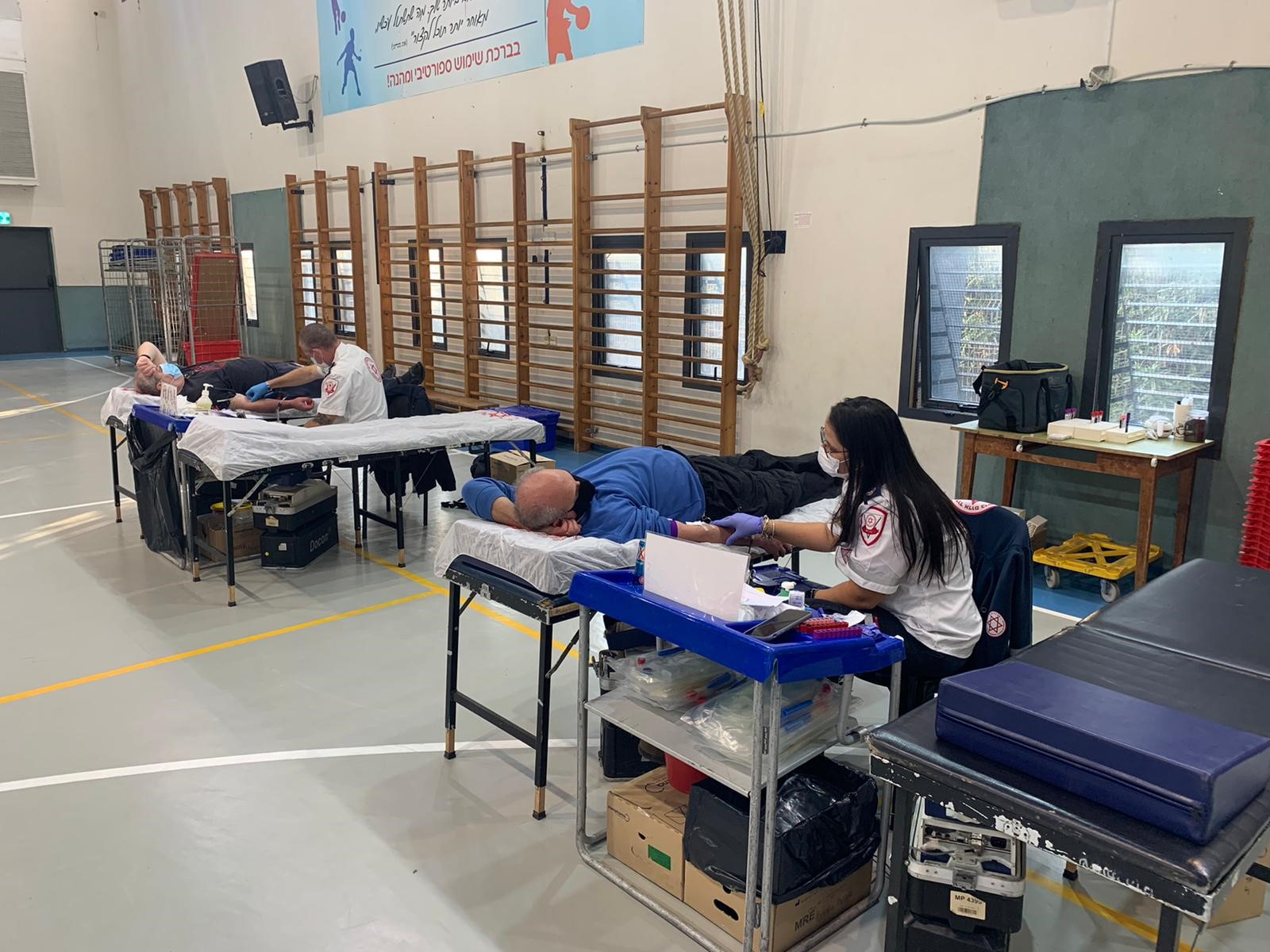 מד"א בשיתוף עיריית גבעתיים קיימו מבצע משותף להתרמת דם בשל מצוקת מנות דם בבנק הדם