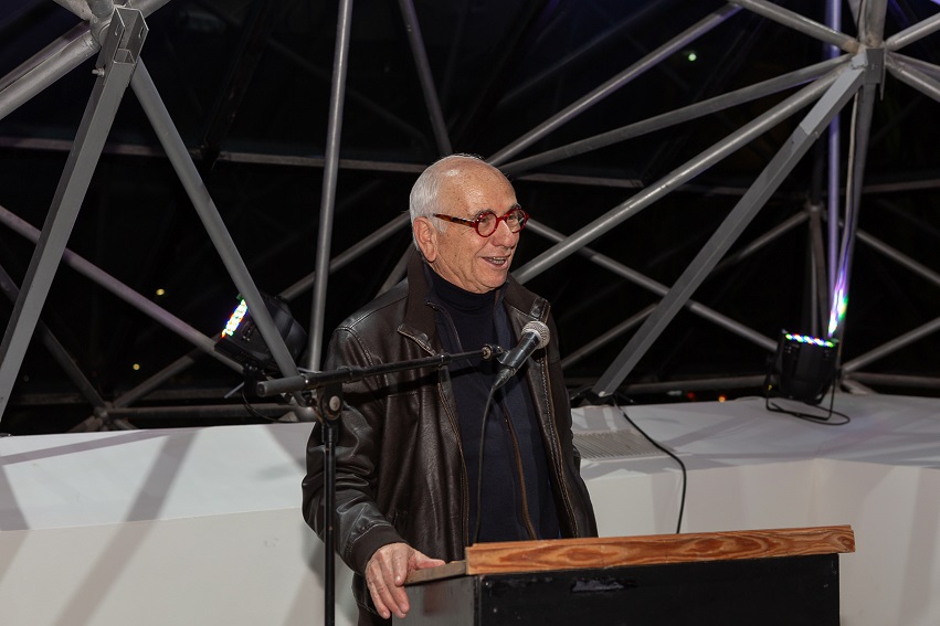 האמן תומר קאפ הוא הזוכה הראשון בפרס ע"ש נירה מקוב ז"ל, בשיתוף מוזיאון אשדוד לאמנות