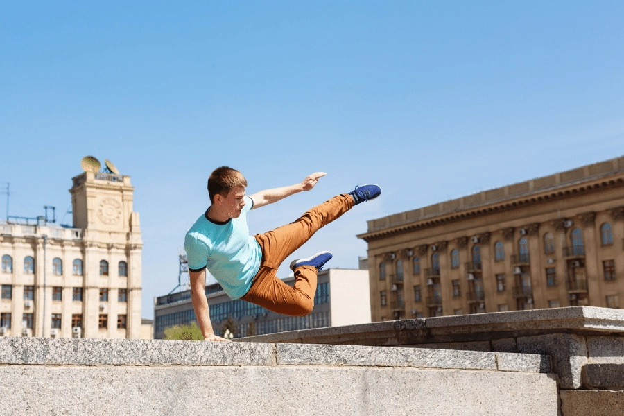 Parkour'un Efsane Sporcuları ve Çığır Açan Performansları