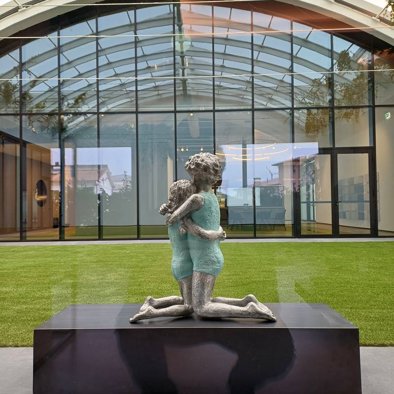 L'art dans la salle d'exposition de Supergres