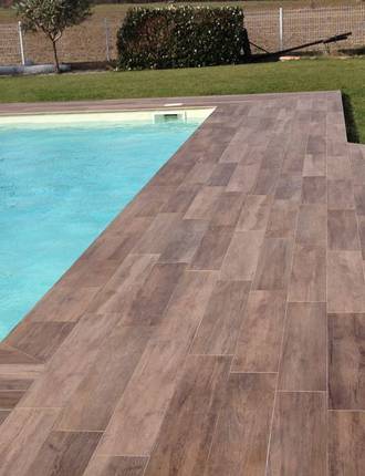 Wood effect pool