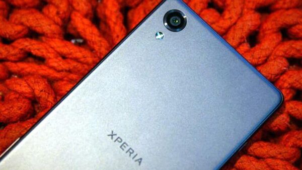 Sony Xperia X 2016 обзор: удобство прежде всего