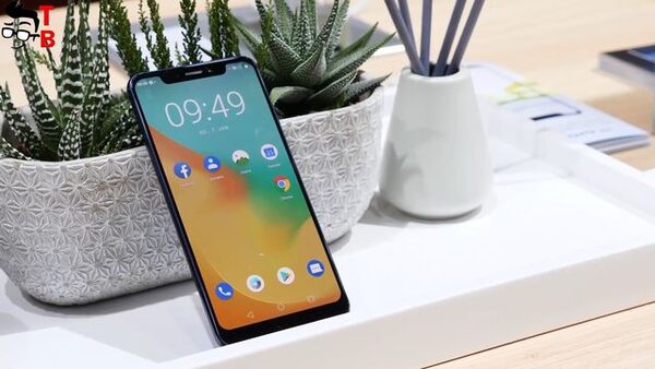 ZTE Axon 9 Pro и Xiaomi Mi 8 Обзор-сравнение смартфонов